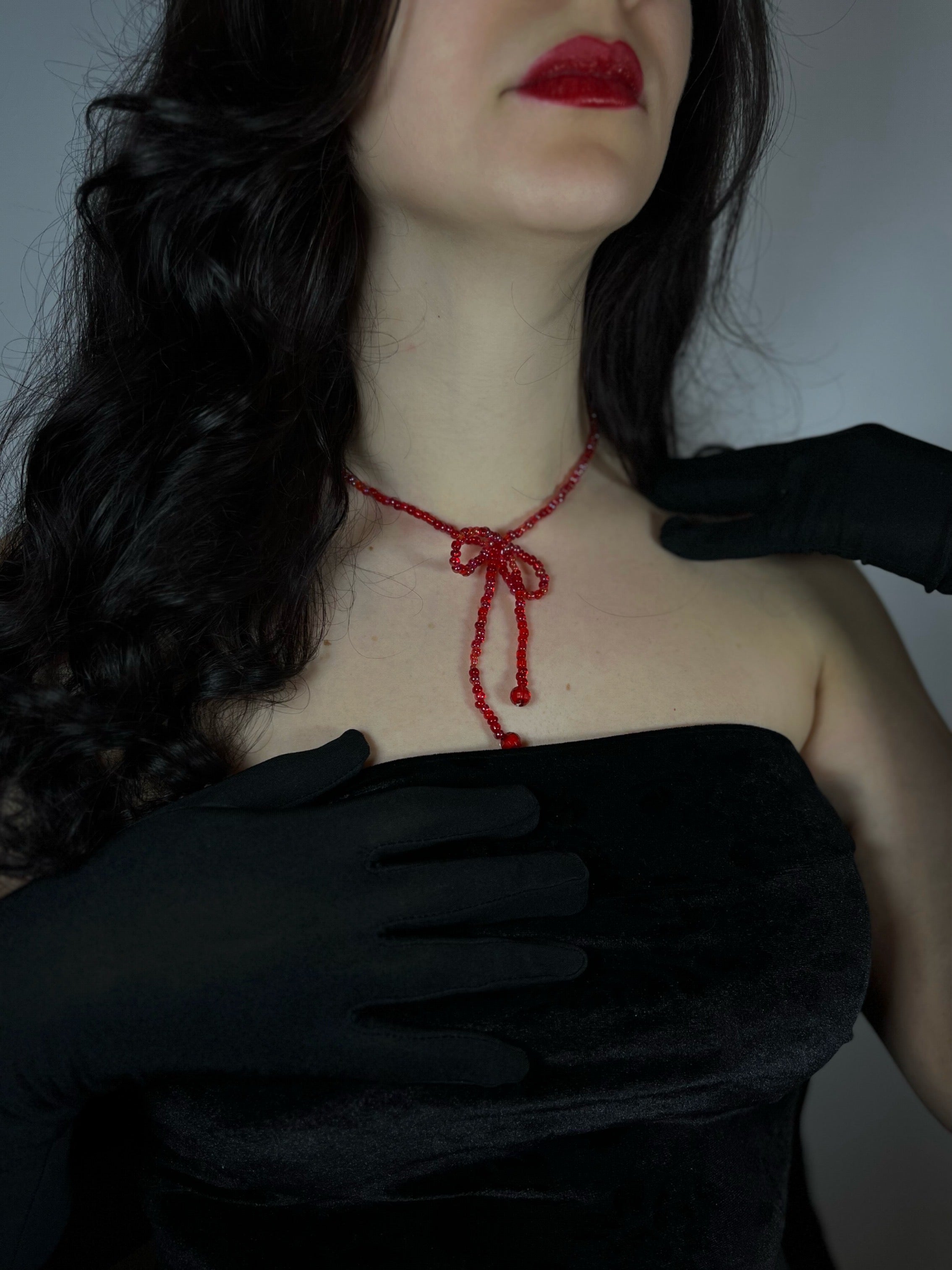 Bow choker