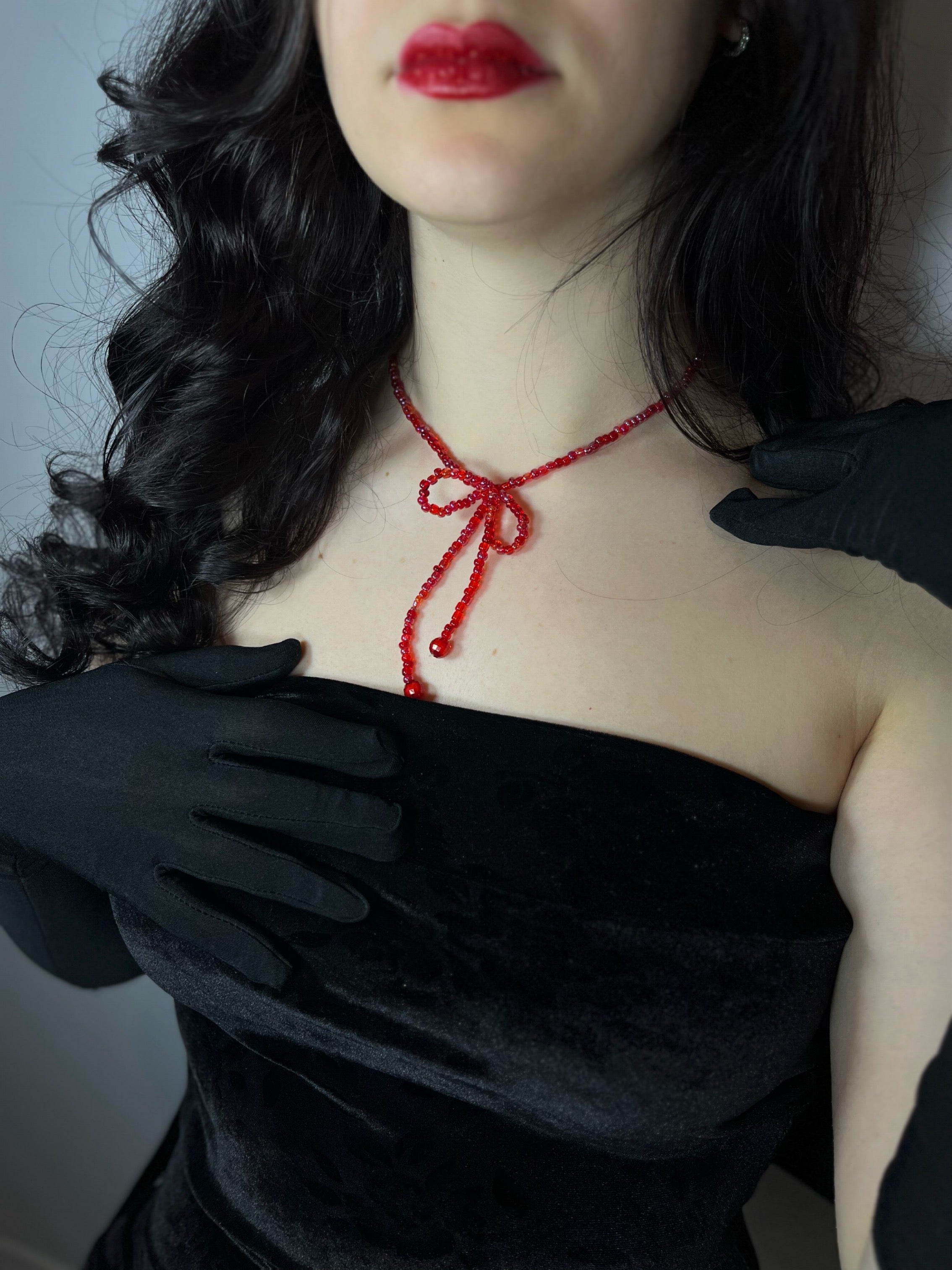 Bow choker